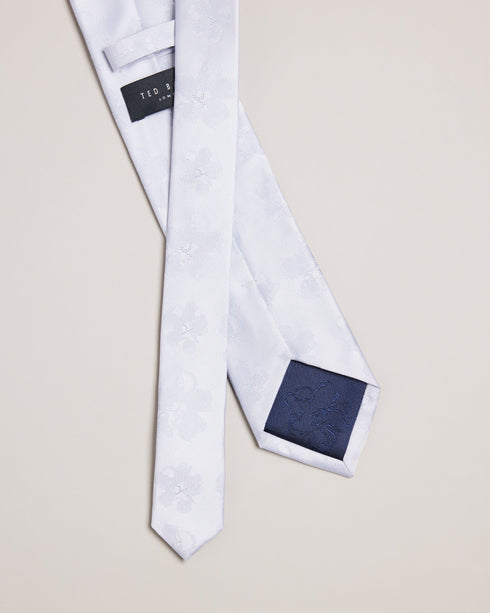 BEREL-Ties-There are ties for every occasion, and then there's BEREL. This versatile tie is made of 100% silk and is as ideal for a job interview as it is for a birthday celebration. We couldn't ask for more. Ted Baker accessories collection Tie 100% Silk Jacquard fabric Magnolia pattern- Ted Baker Romania